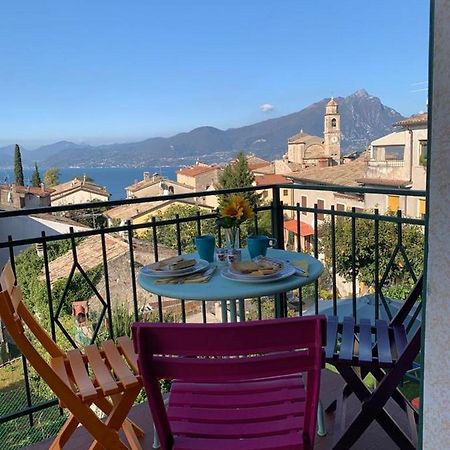 Casa Lisetta, 3-Room Apartment With Lake View Torri Del Benaco Dış mekan fotoğraf