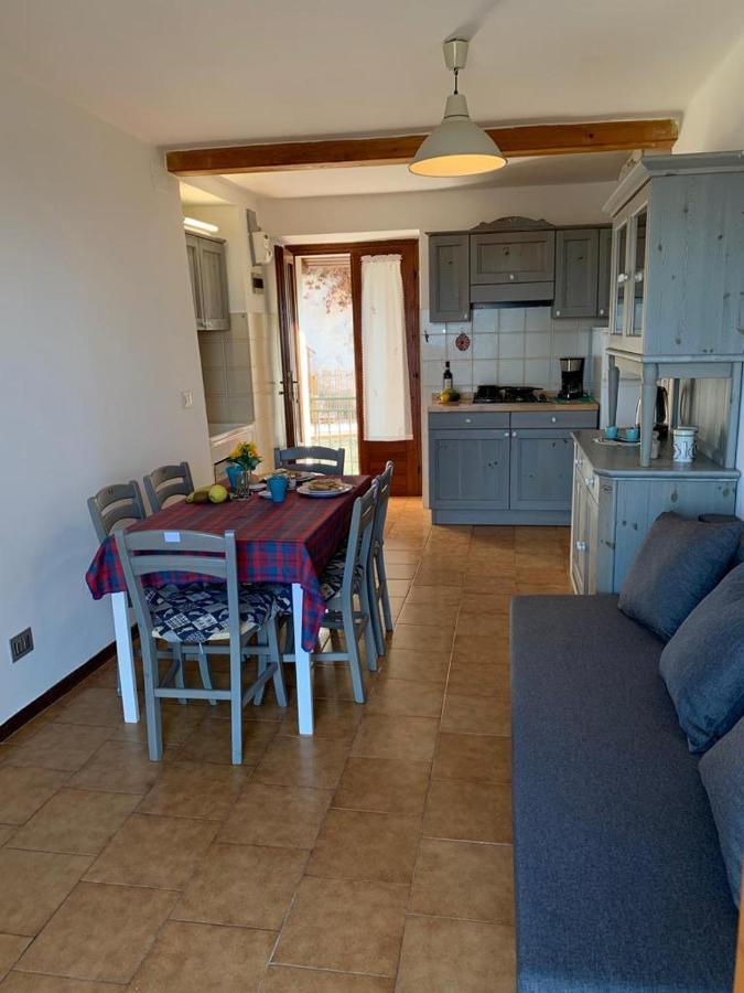 Casa Lisetta, 3-Room Apartment With Lake View Torri Del Benaco Dış mekan fotoğraf