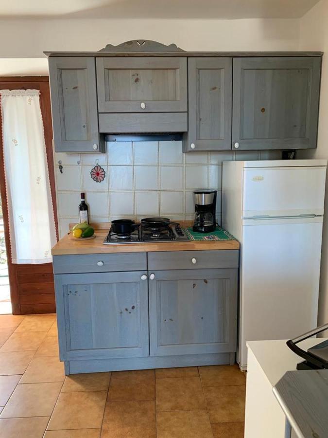 Casa Lisetta, 3-Room Apartment With Lake View Torri Del Benaco Dış mekan fotoğraf